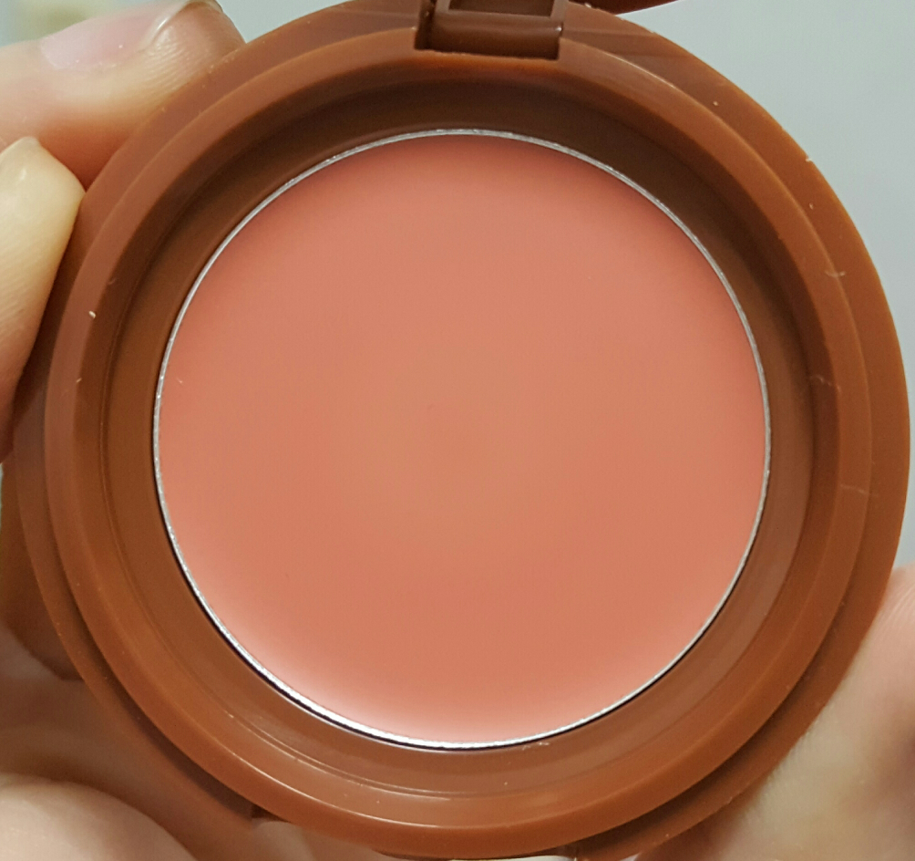 Real user review photo of Creamy Chic Blusher [PK02_Rooibos Tea Latte]