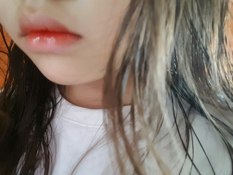 어퓨 (A'pieu) 꿀광 세럼 틴트 [OR01 마누카오렌지] (리락쿠마에디션) review image