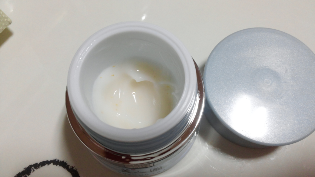 THEFACESHOP (菲诗小铺) 美丽的名人也有三千朵自生的花 common.review image