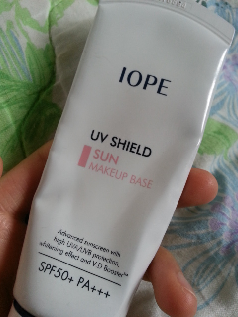 UV Shield 防晒底霜 [SPF50+/PA+++)的真实用户使用照片