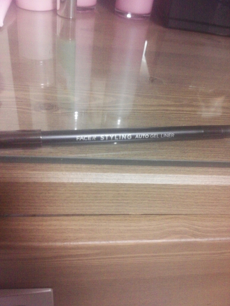 THEFACESHOP Face It Styling Auto Gel Liner [No. 01 Edge Black] review image