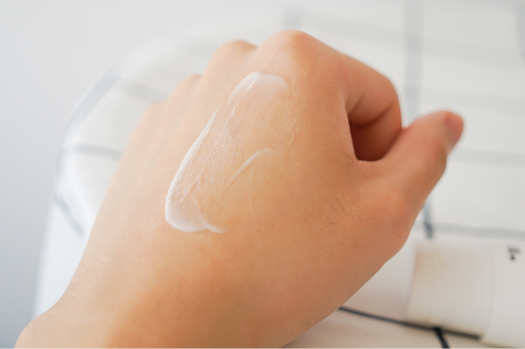 Real user review photo of Waterful Sun Gel [SPF50+/PA++++]