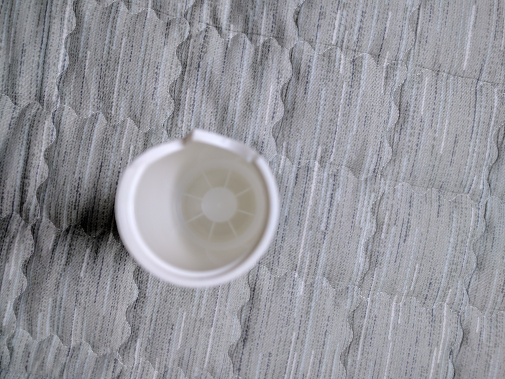 高性能白色美白乳液的真实用户使用照片