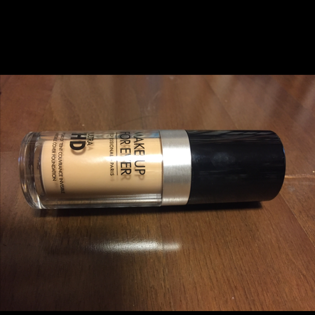 Real user review photo of Ultra HD Invisible Cover Foundation [Y235 Ivory Beige]