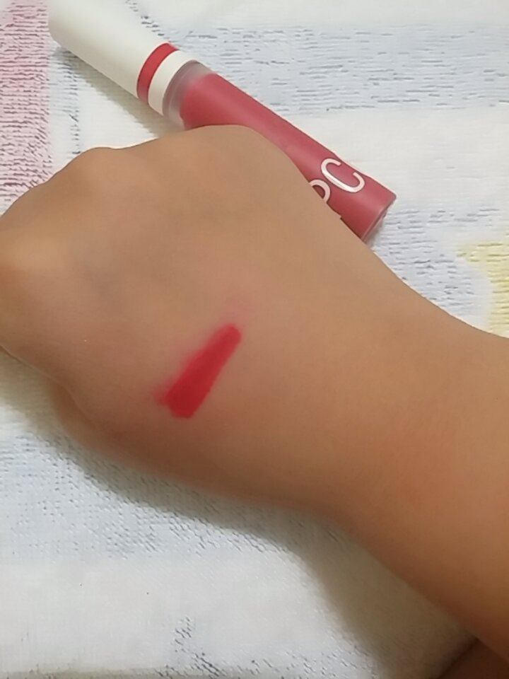 Real user review photo of Lip Cover Color Tint [No. 06 Tone Up Red]