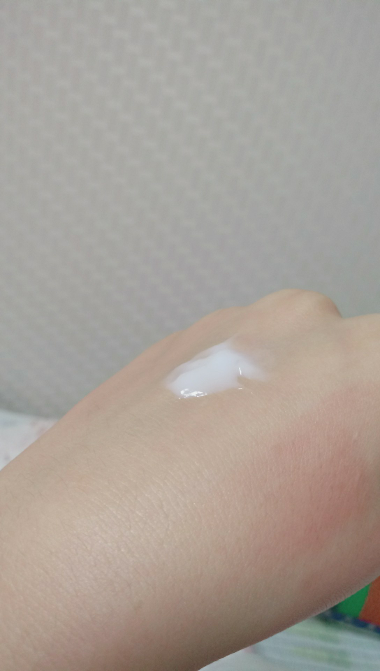 게리쏭 (GUERISSON) 스퀴징 후르츠 핸드크림 [복숭아] review image