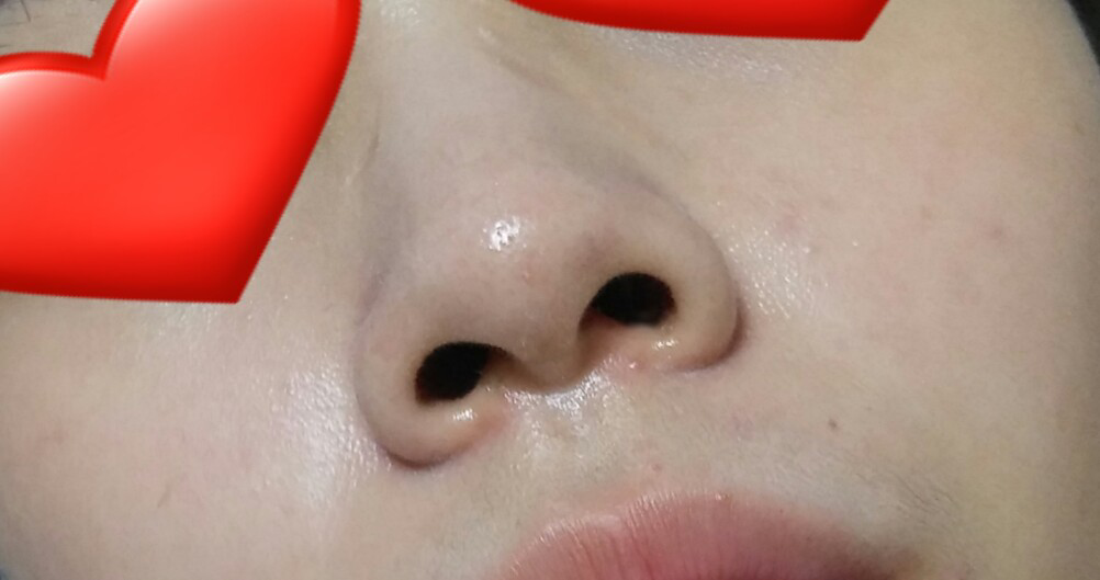 Real user review photo of CC Long Lasting Cushion (Mike) [SPF50+/PA+++] [V103 Pure Beige] (Disney)