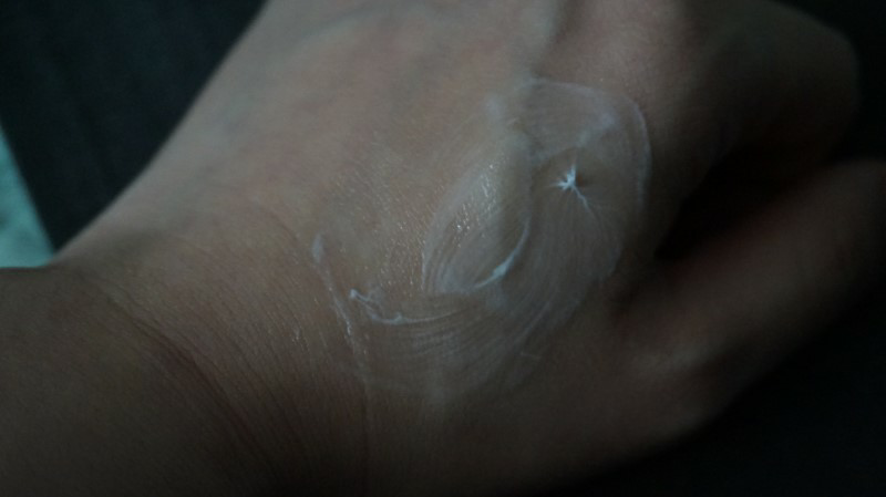 더순수 (Thesoonsoo) 촉촉한 크림 [중지성] review image