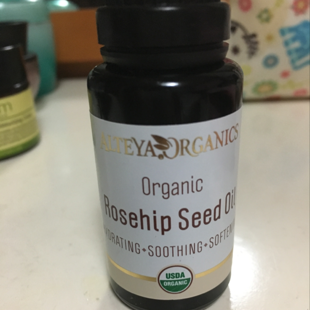 알티야오가닉스 (ALTEYAORGANICS) 오가닉 로즈힙 시드 페이셜 케어 오일 review image