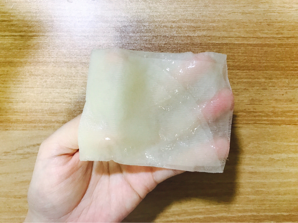 茶树精华舒缓安瓿面膜的真实用户使用照片