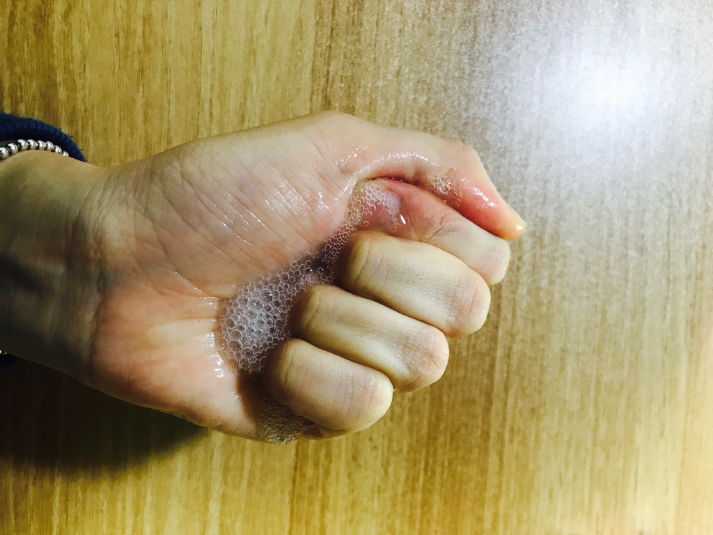 茶树精华舒缓安瓿面膜的真实用户使用照片