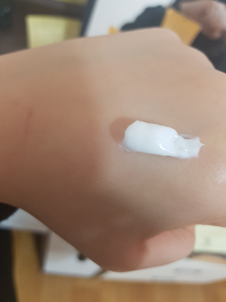 해피바스 (HAPPYBATH) 포에버 바디 버터 [허니앤코코넛] review image