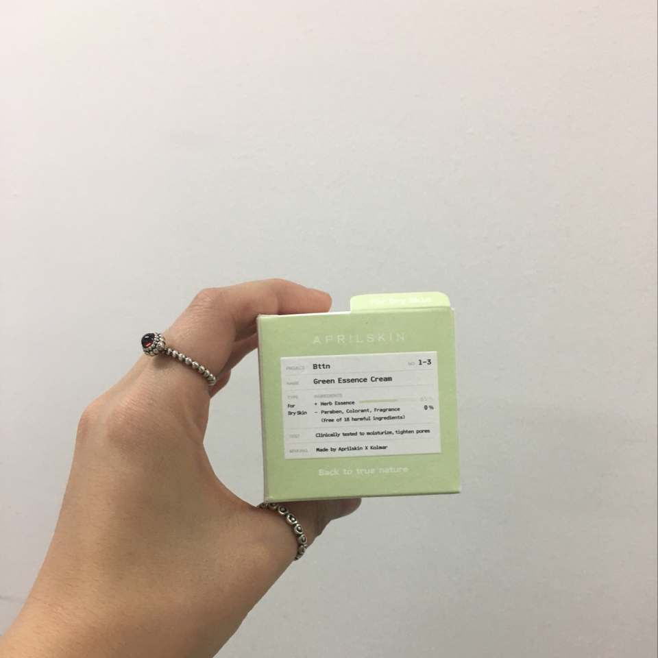 APRILSKIN BTTN Green Essence Cream review image