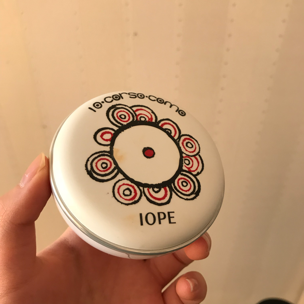 IOPE Air Cushion® Cover [SPF50+/PA+++] [No. 21 Cool Vanilla] (10 Corso Como collaboration) review image
