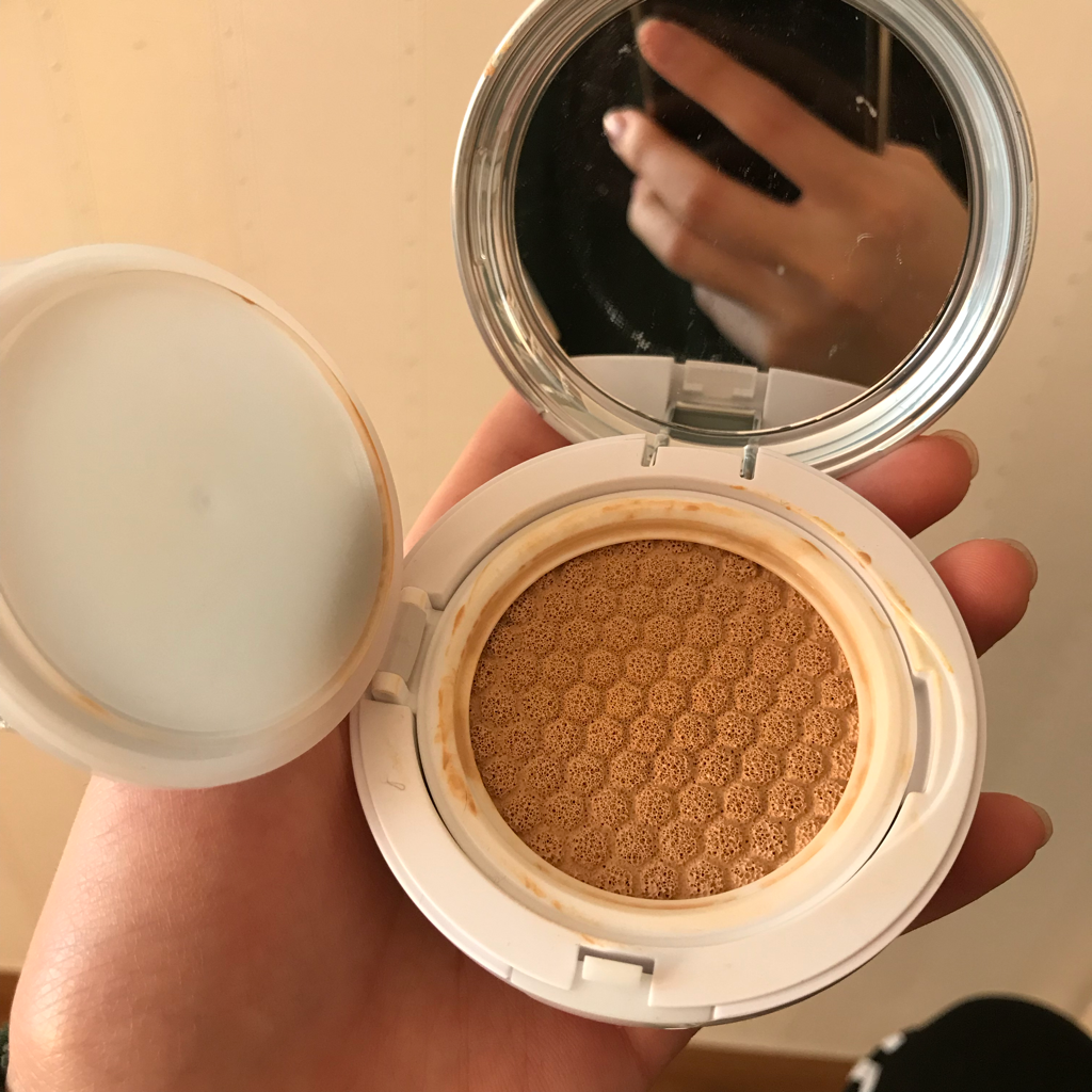 IOPE Air Cushion® Cover [SPF50+/PA+++] [No. 21 Cool Vanilla] (10 Corso Como collaboration) review image