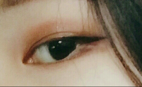 啫喱状液体眼线笔 [BK999］的真实用户使用照片