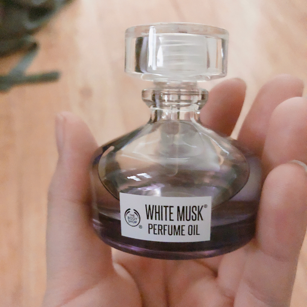 THEBODYSHOP White Musk Perfume Oil Reviews| Hwahae