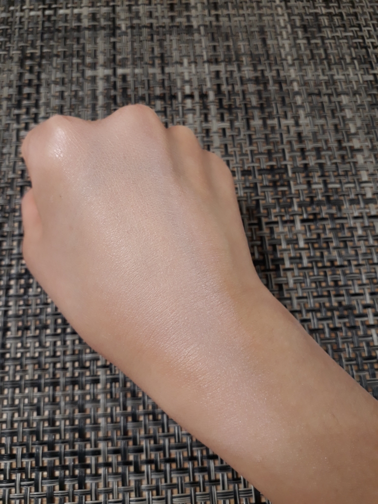 Real user review photo of Ideal Radiance Illuminating CC Cream [SPF50/PA+++]