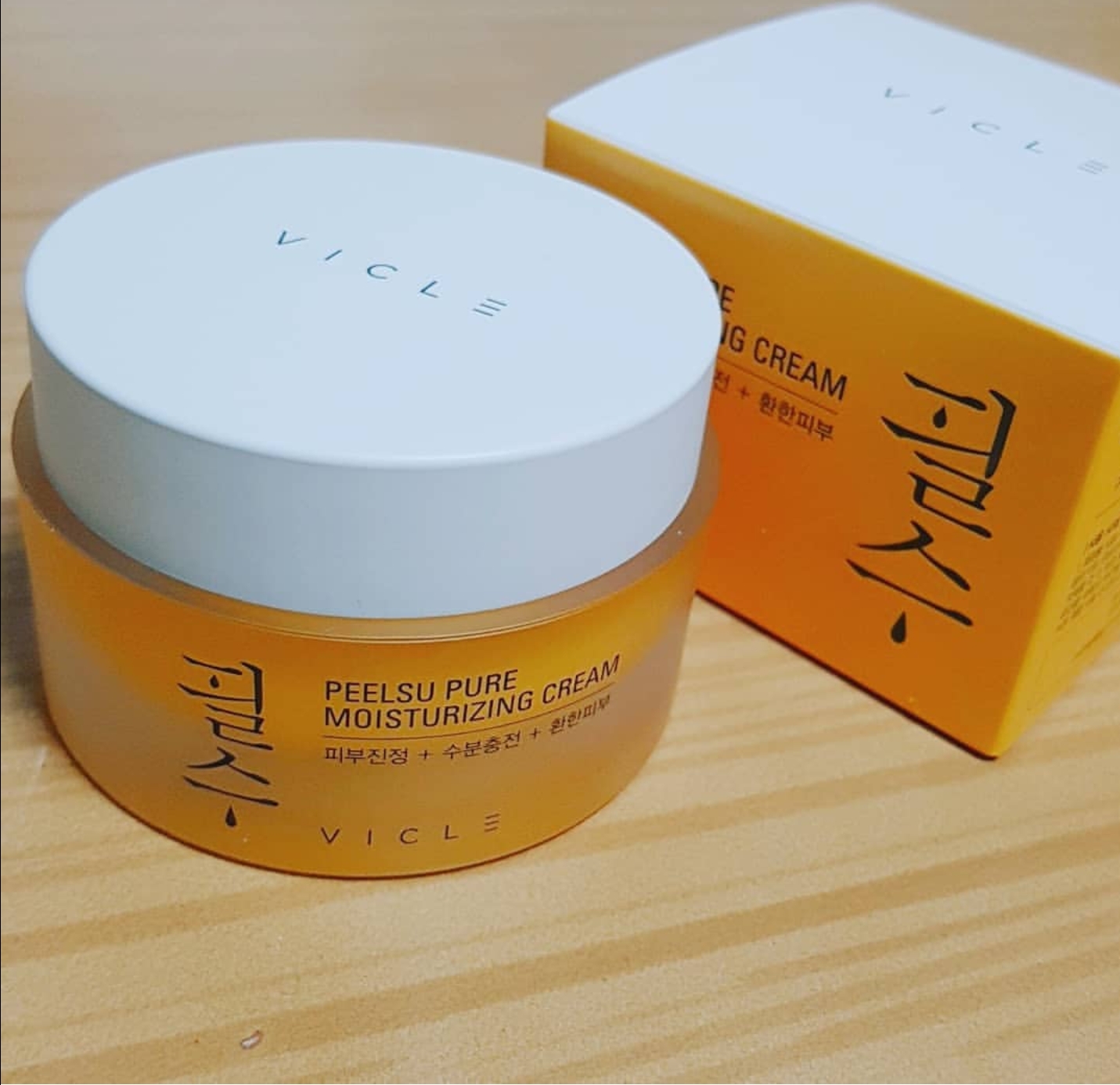 비클 (VICLE) 필수 모이스처라이징 크림 review image
