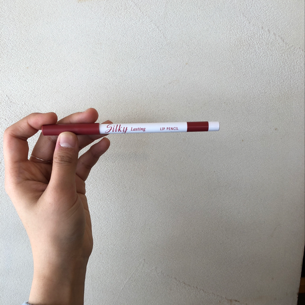 丝滑持久唇线笔[咖啡浆果]的真实用户使用照片