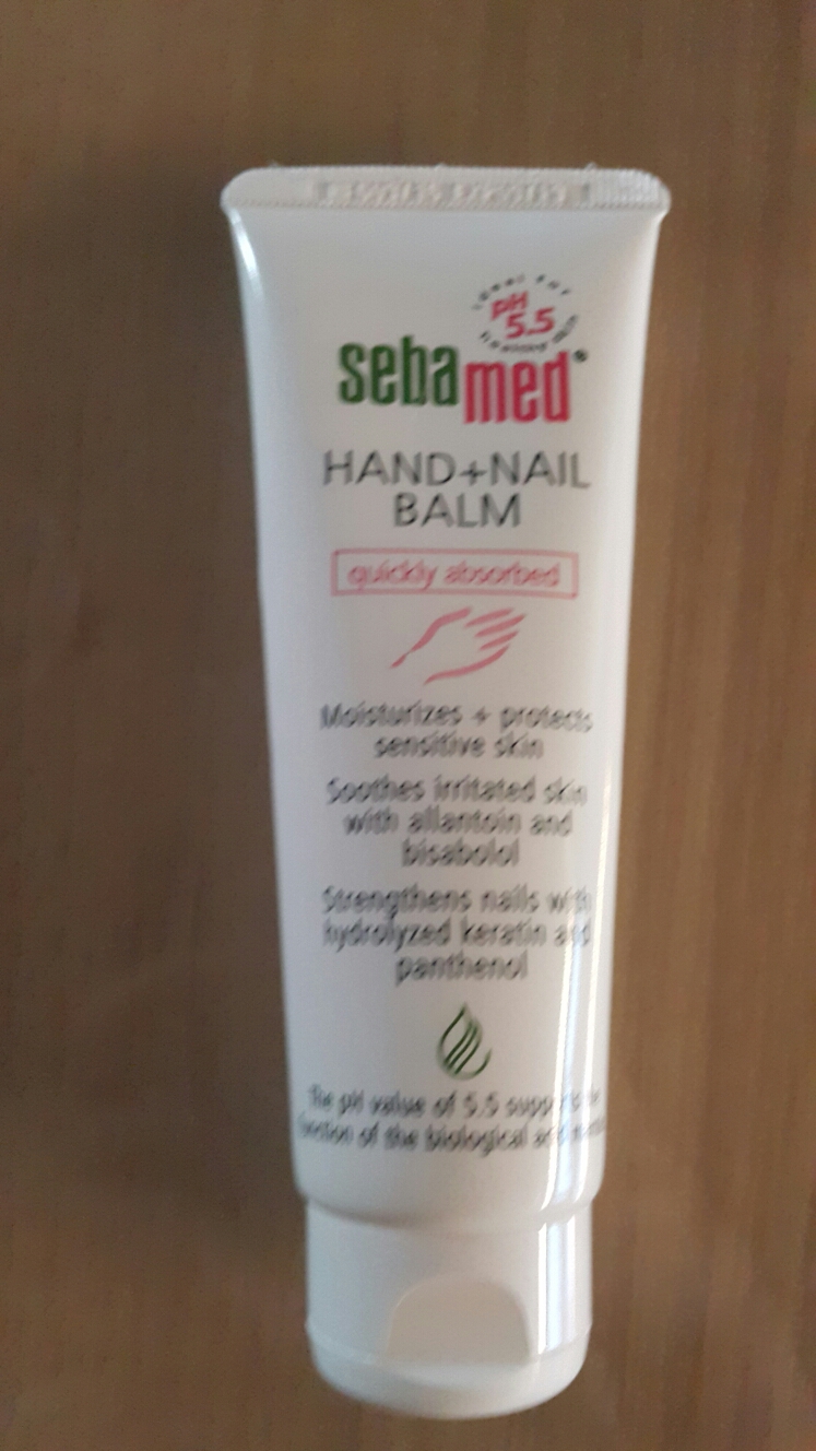 세바메드 (sebamed) 핸드 네일 밤 review image