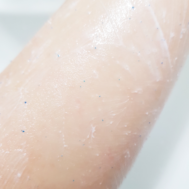 바이빠세 (BYPHASSE) 홈스파 토닝 바디 스크럽 review image