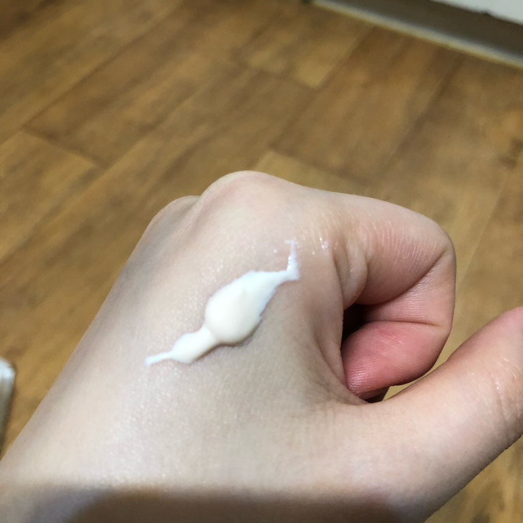 UVプロテクトアンチシャインサンクリーム [SPF50+/PA++++]のリアルなユーザー写真