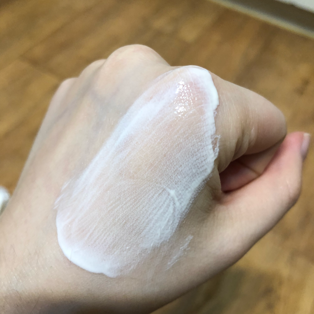 UVプロテクトアンチシャインサンクリーム [SPF50+/PA++++]のリアルなユーザー写真