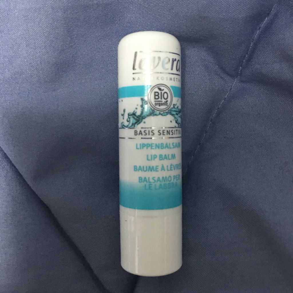 基础敏感润唇膏的真实用户使用照片