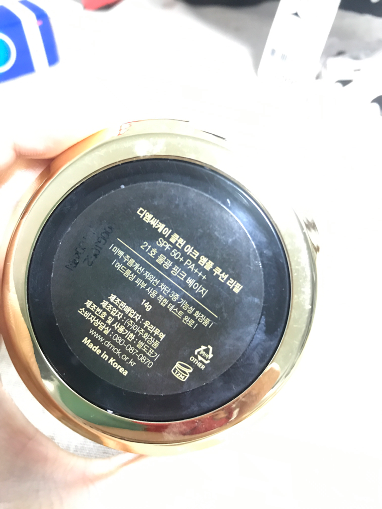 清洁弧形气垫粉底霜[SPF50+/PA+++][21号水光粉嫩米色]的真实用户使用照片