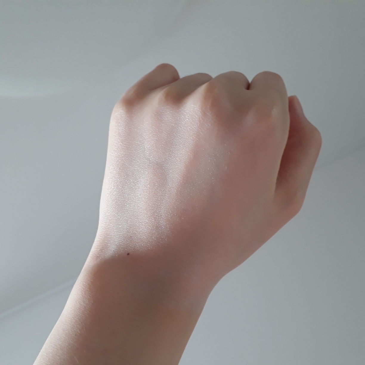 每日防晒霜 [SPF50+/PA+++]的真实用户使用照片
