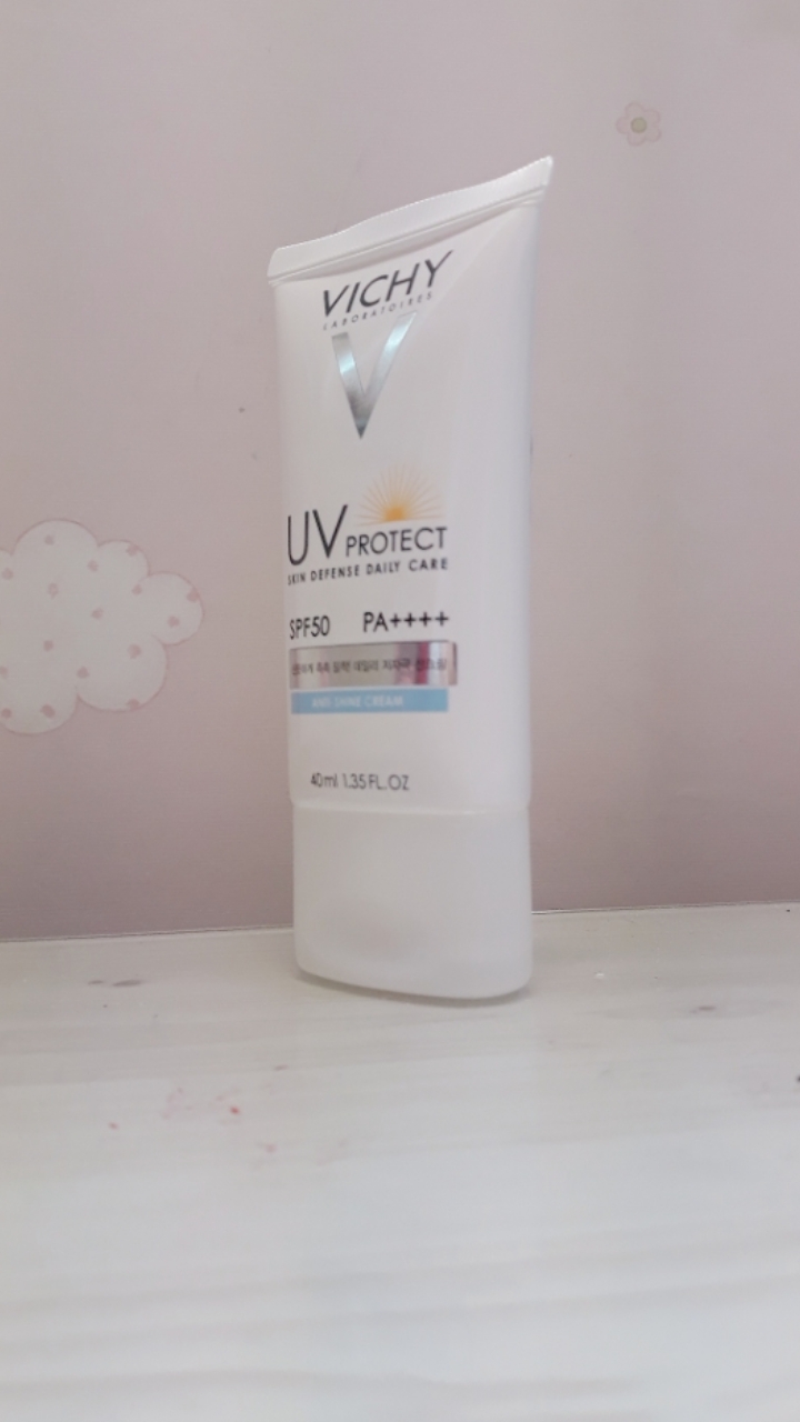 UVプロテクトアンチシャインサンクリーム [SPF50+/PA++++]のリアルなユーザー写真