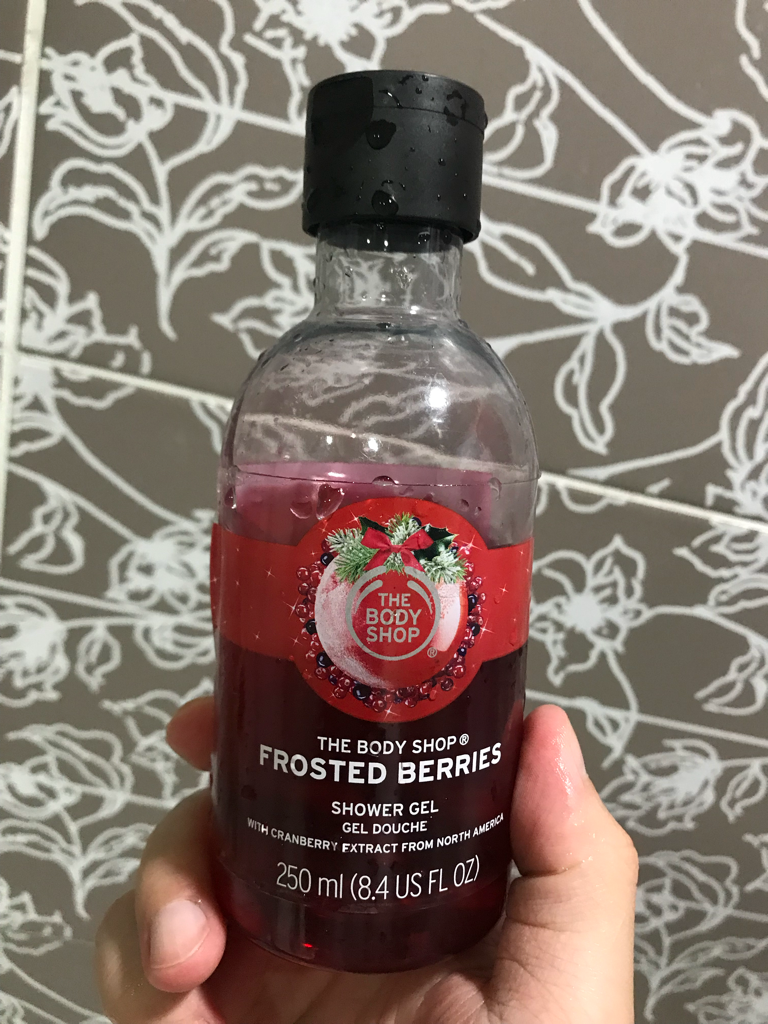 THEBODYSHOP Frosted Berry Shower Gel (Christmas Limited Edition
