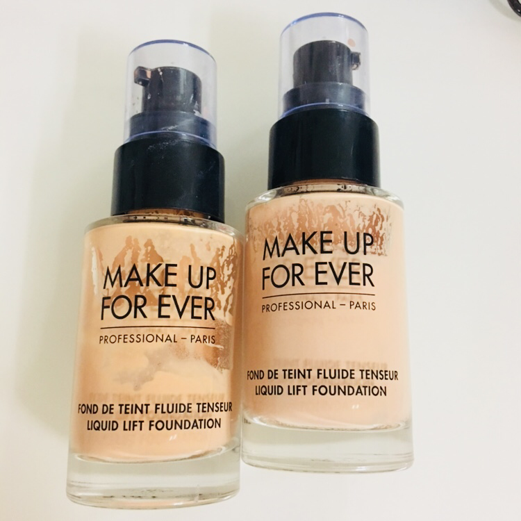 Real user review photo of liquid lift foundation