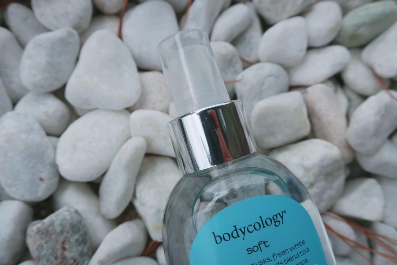 Real user review photo of Fragrance Mist [Powderly White Musk]
