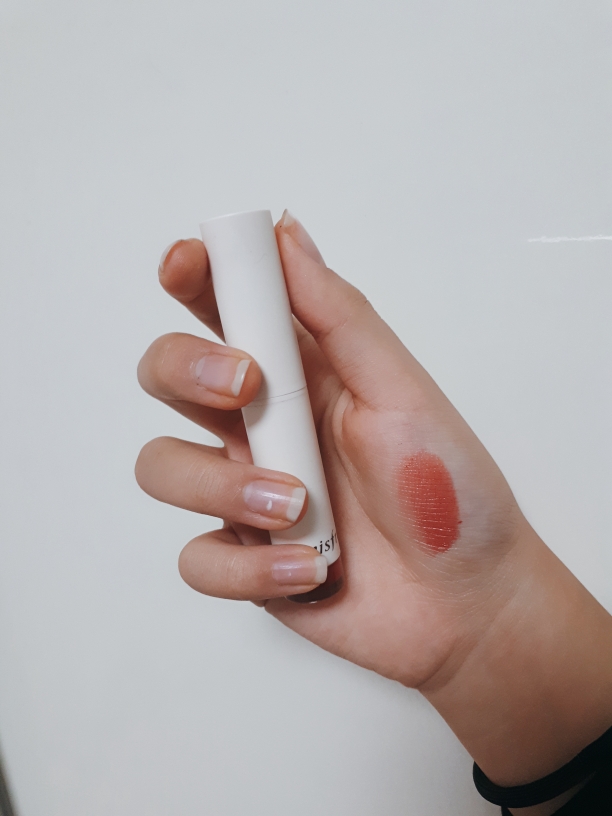 이니스프리 (INNISFREE) 리얼핏 크리미 립스틱 [15호 피치베이지메이플] review image