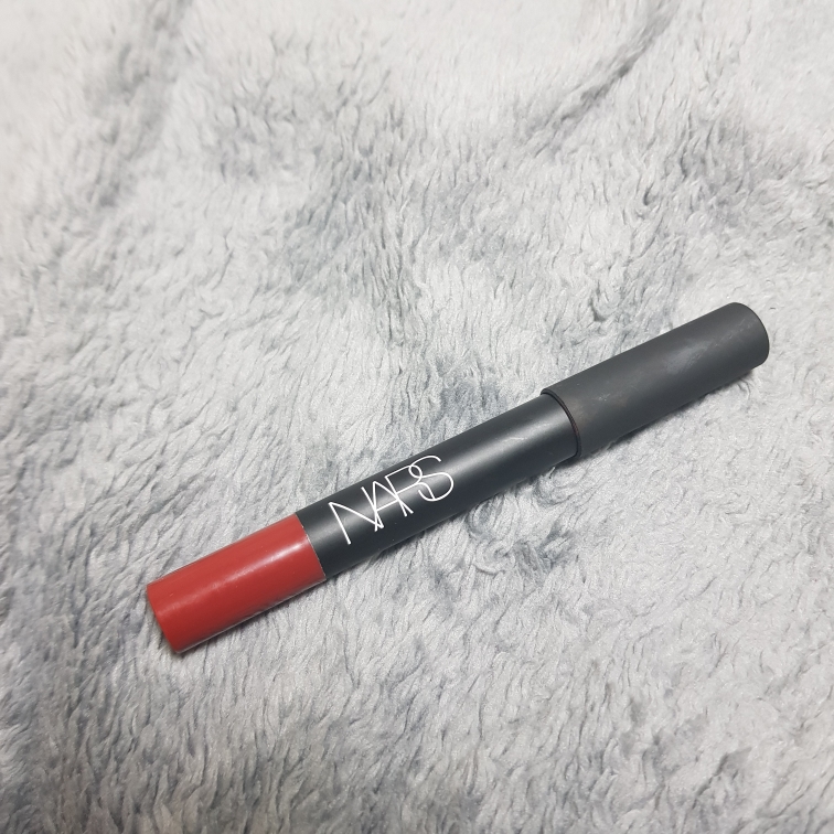 나스 (NARS) 벨벳 매트 립 펜슬 [컨수밍레드] review image