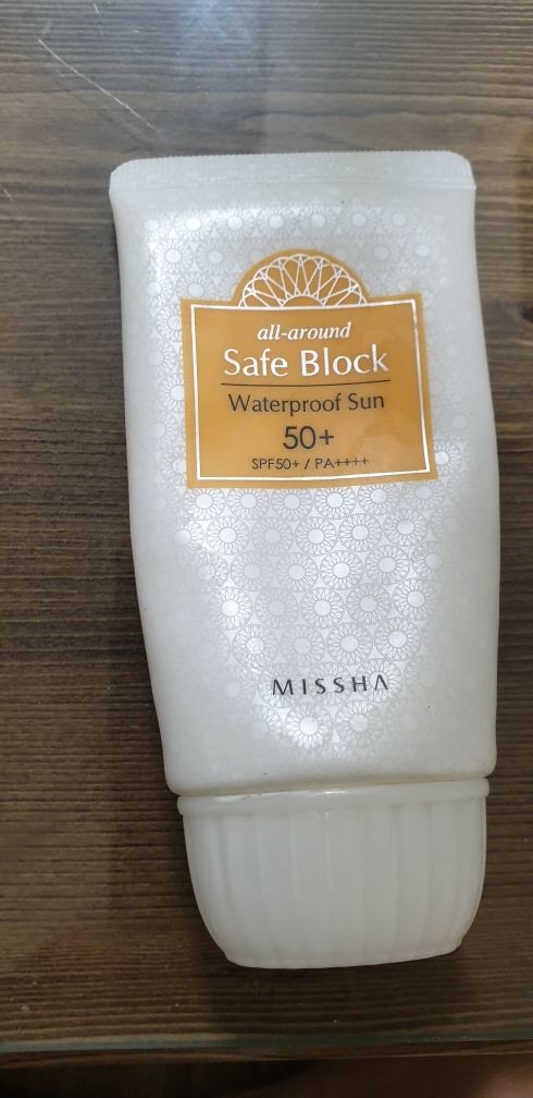 Real user review photo of All Around Safe Block Waterproof Sun [SPF50+/PA++++]