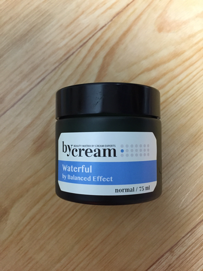 Ảnh đánh giá thực tế của người dùng về Kem dưỡng ẩm Waterful Cream by Balanced Effect [Normal]