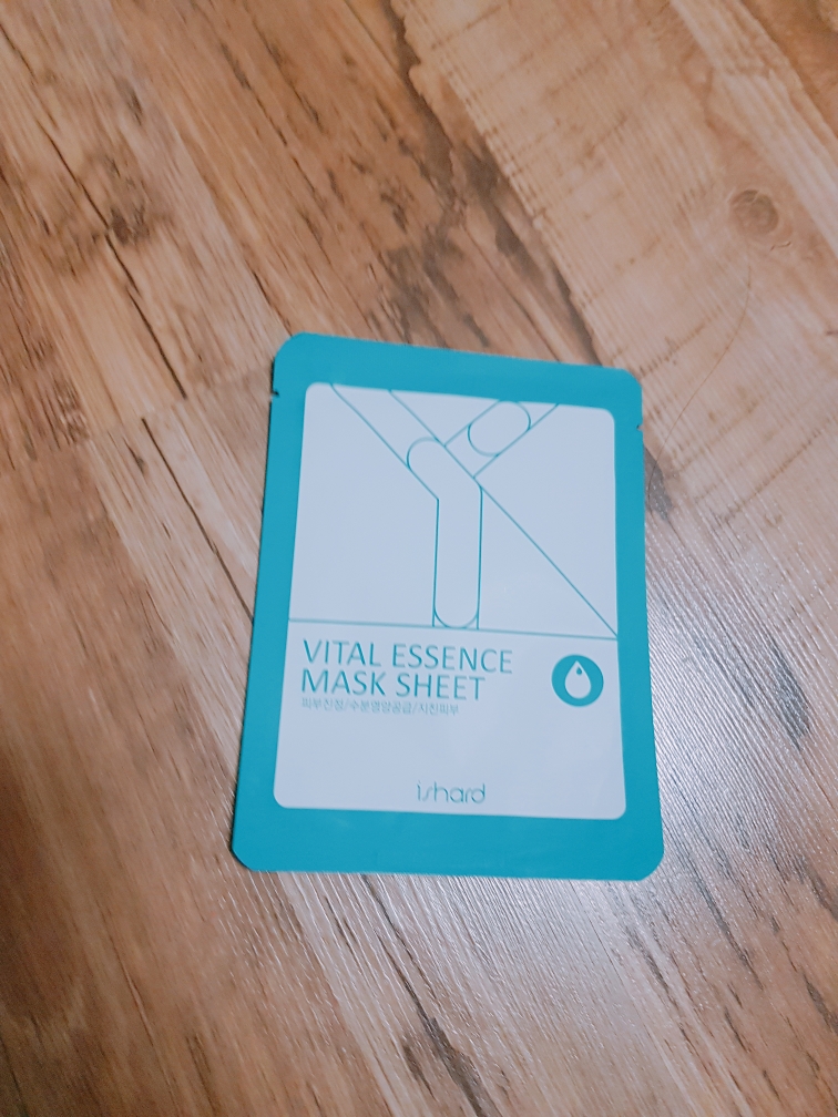 活力精华面膜的真实用户使用照片