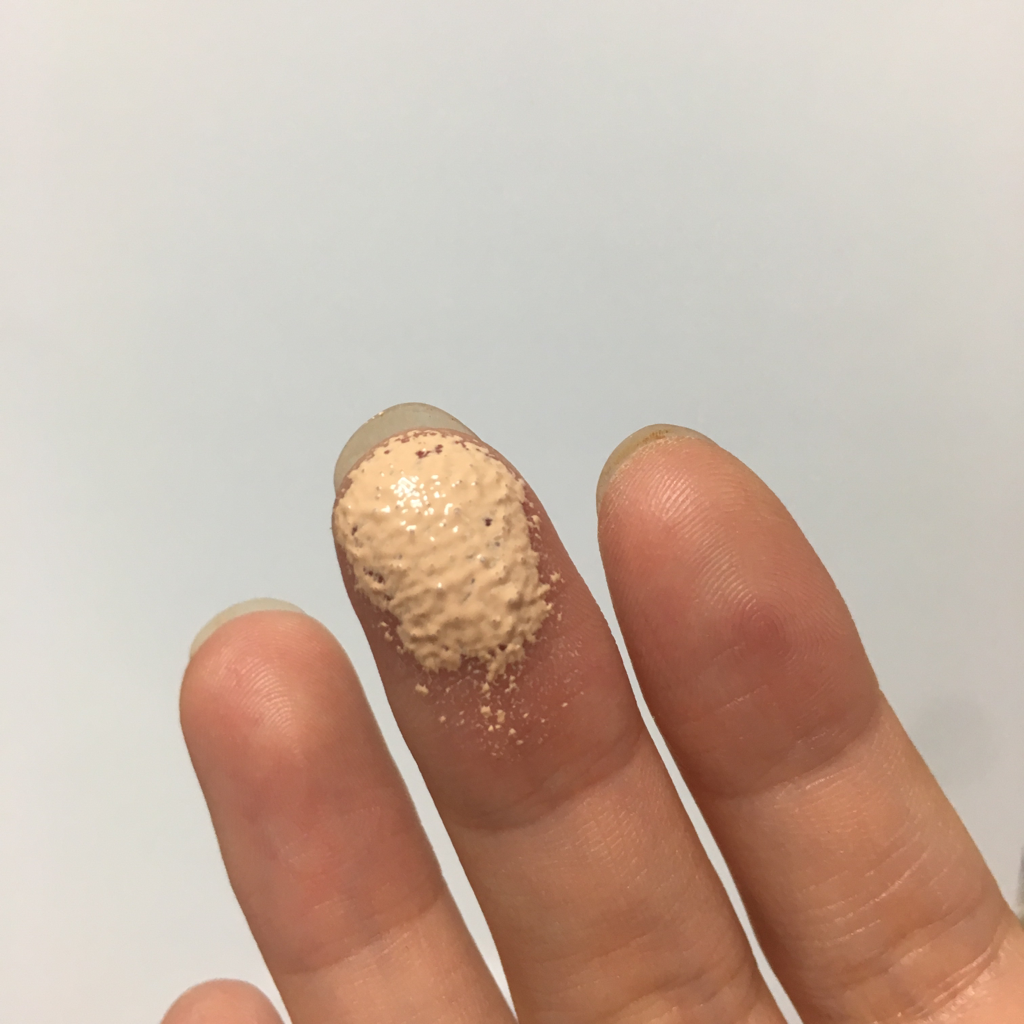 クッションZ [SPF50+/PA+++] [21号キャンディーアイボリー]のリアルなユーザー写真