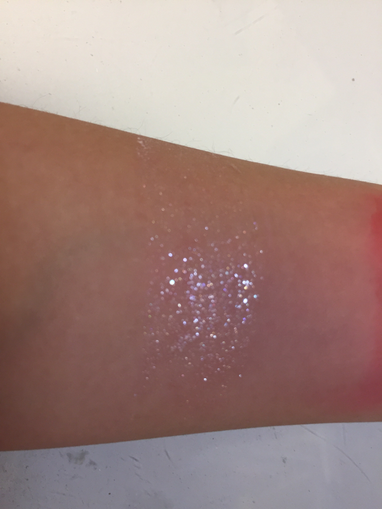 Real user review photo of Shimmering Eye Tint [03 Violet Midnight]