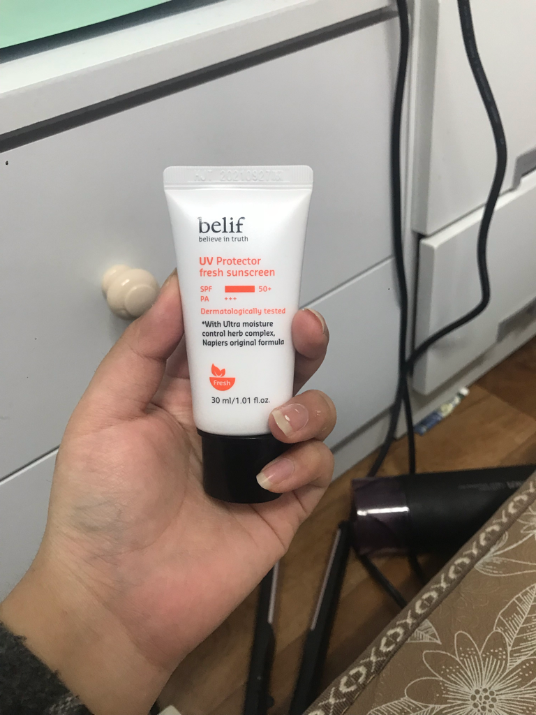 빌리프 (belif) 유브이 프로텍터 후레시 선스크린 [SPF50+/PA+++] review image