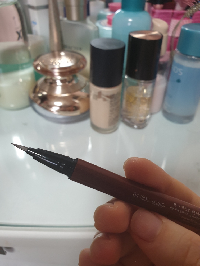 Real user review photo of Last Pen Eyeliner [No. 04 Red Brown]