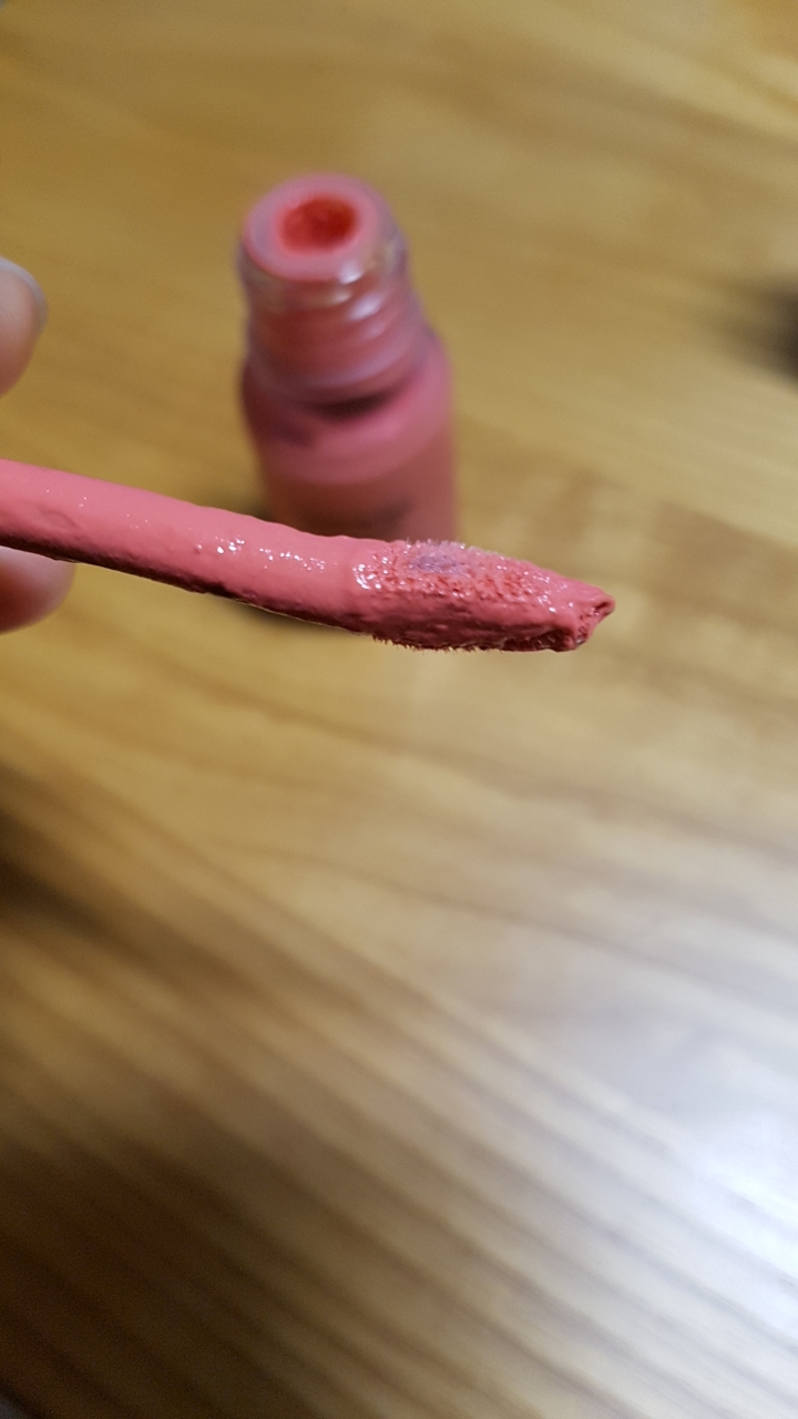 奶油唇釉 [#02 魅力]的真实用户使用照片