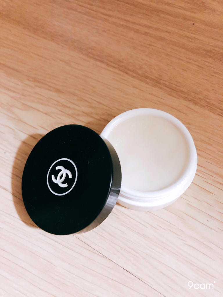 Real user review photo of Hydra Beauty Nutrition Nourishing Lip Care