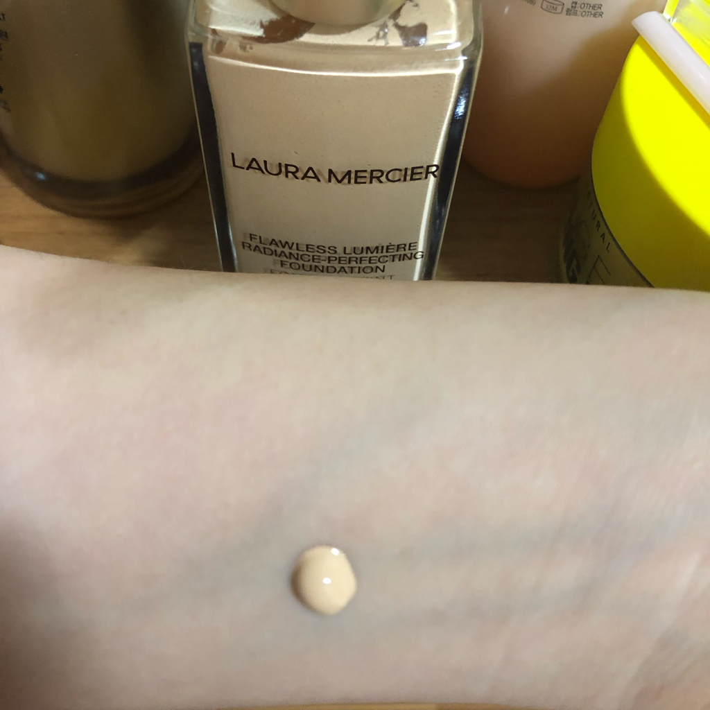 芙罗丽丝·吕米埃尔基金会 [SPF50+/PA+++] [1N1 霜]的真实用户使用照片