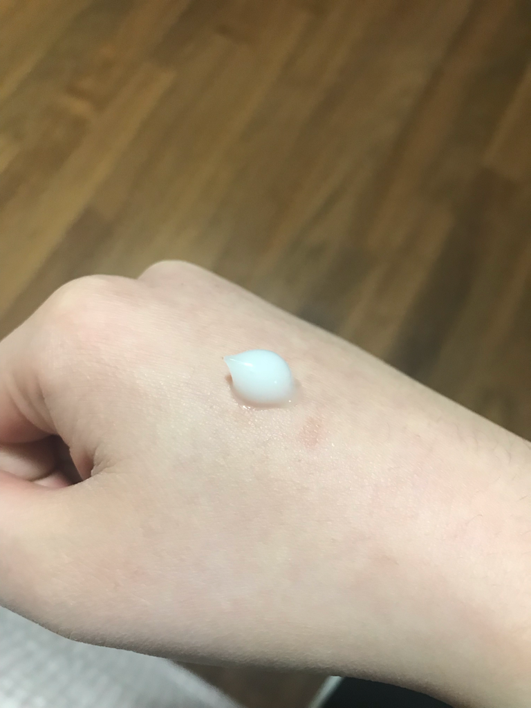 护发保湿霜的真实用户使用照片