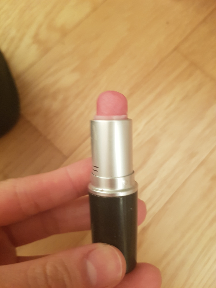 晶润唇膏 [爱恋]的真实用户使用照片