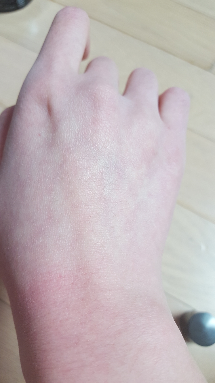 케어존 (CAREZONE) 닥터솔루션 리큐어 터닝 에센스 review image